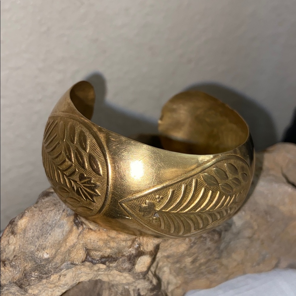 Vintage Ornate Etched Brass Leaf Cuff Bracelet